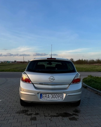 Opel Astra cena 17500 przebieg: 301000, rok produkcji 2008 z Wrocław małe 37